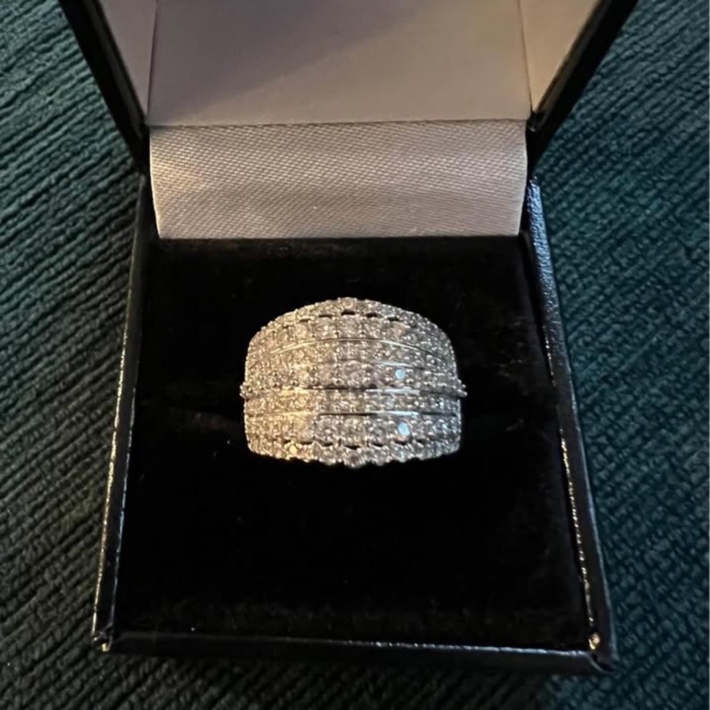 Diamond Cigar Ring.